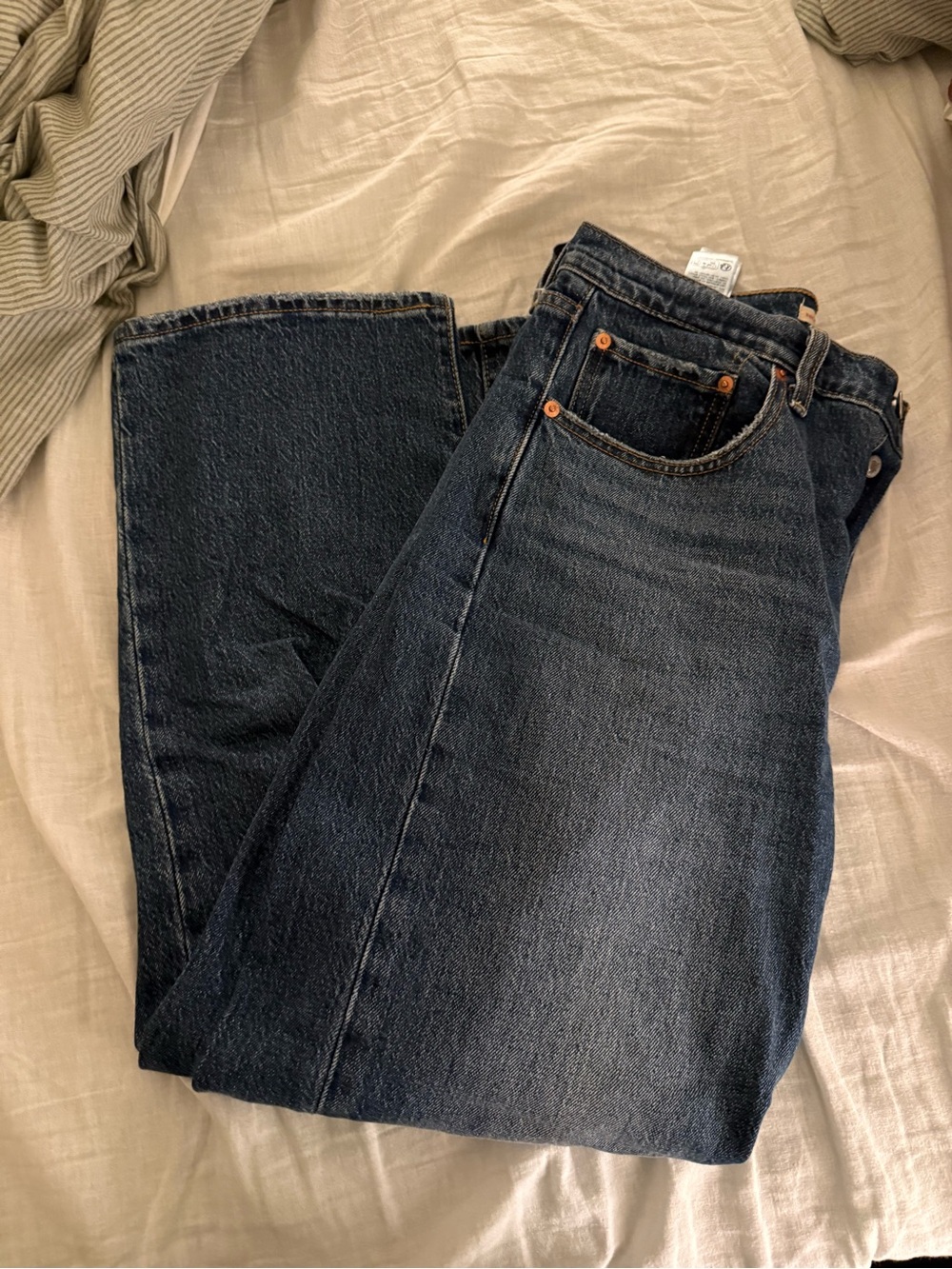 Levi’s rib cage straight jeans size 30